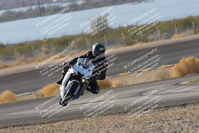 media/Dec-18-2022-SoCal Trackdays (Sun) [[8099a50955]]/Turn 14 (940am)/